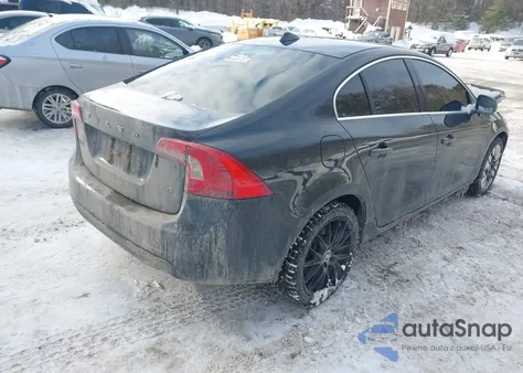 2012 Volvo S60 T6 из США, поврежденный, VIN YV1902FH4C2077599